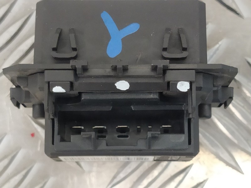 Recambio de resistencia calefaccion para toyota aygo 1.0 cat referencia OEM IAM T1000035ND  