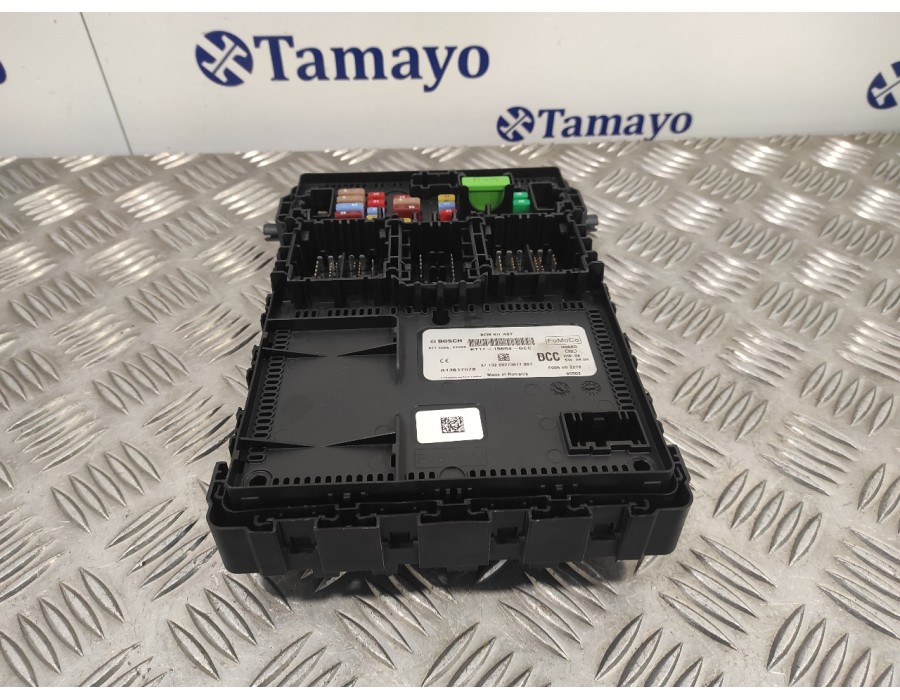 Recambio de caja reles / fusibles para ford transit connect 1.5 tdci cat referencia OEM IAM KT1T15604DCC  A13617078