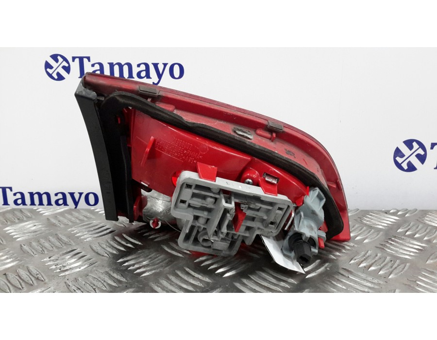 Recambio de piloto trasero derecho interior para audi a4 avant (8k5) (2008) 2.0 16v tdi referencia OEM IAM 8K9945094  