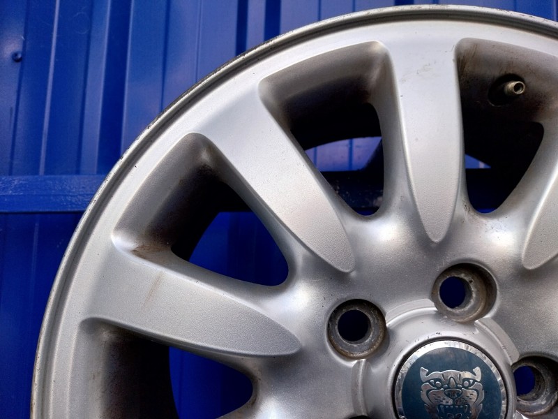 Recambio de llanta para jaguar x-type referencia OEM IAM 1X43-1007-BA  