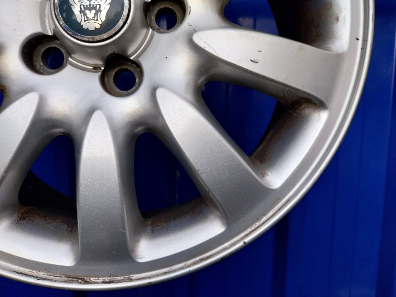 Recambio de llanta para jaguar x-type referencia OEM IAM 1X43-1007-BA  