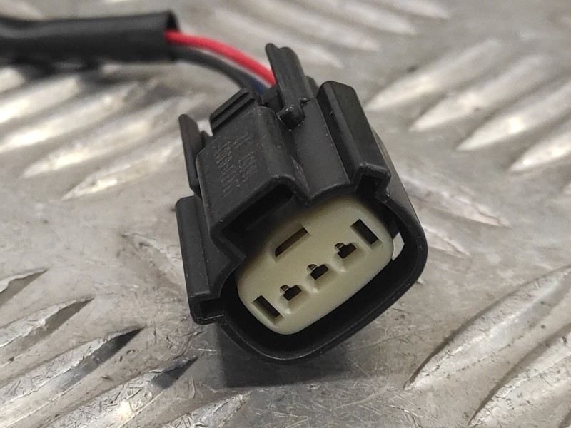 Recambio de cinturon seguridad delantero derecho para ford transit connect referencia OEM IAM 635405000B  L005714
