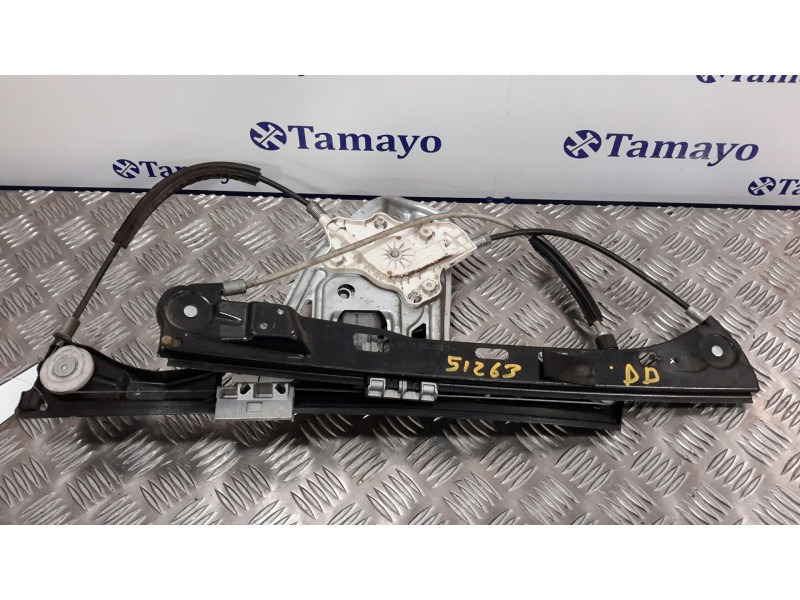 Recambio de elevalunas delantero derecho para mercedes-benz clase c (w203) familiar 2.6 cat referencia OEM IAM A2118201742 77460