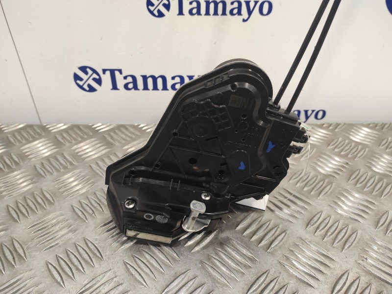 Recambio de cerradura puerta trasera derecha para toyota aygo referencia OEM IAM   