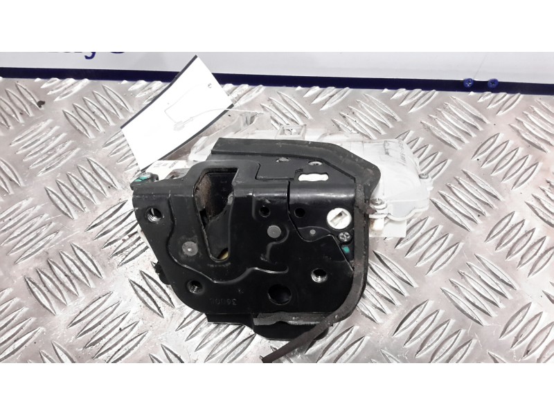 Recambio de cerradura puerta delantera derecha para audi a4 berlina (8e) 2.0 tdi 16v (103kw) referencia OEM IAM 8E1837016AA  