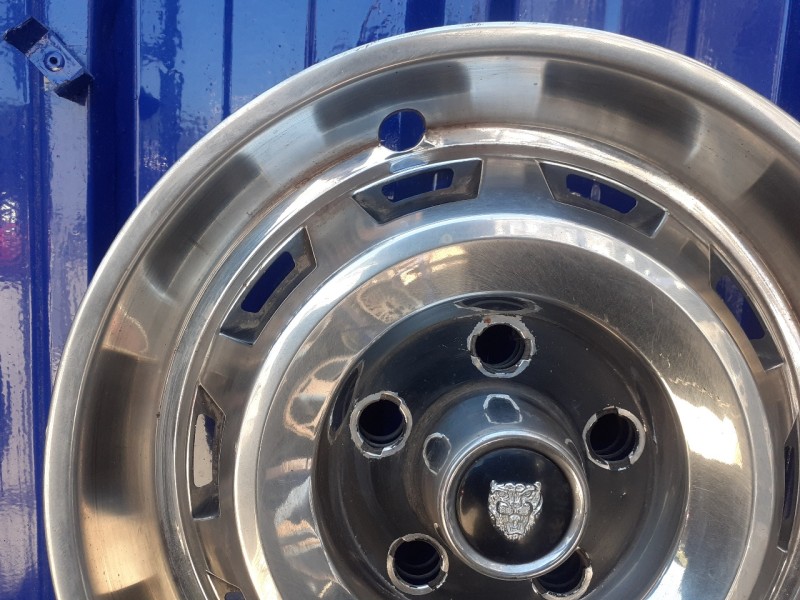 Recambio de tapacubos para jaguar xj6/12 3.6 cat referencia OEM IAM XJ6 - XJ12  