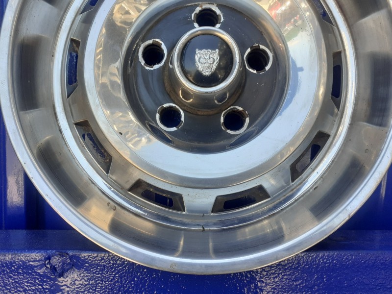 Recambio de tapacubos para jaguar xj6/12 3.6 cat referencia OEM IAM XJ6 - XJ12  