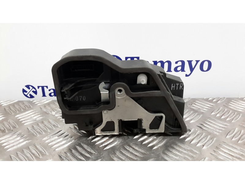 Recambio de cerradura puerta trasera derecha para bmw serie 1 berlina (e81/e87) 2.0 16v diesel referencia OEM IAM 7167070  