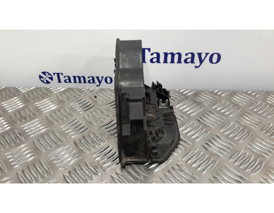 Recambio de cerradura puerta trasera derecha para bmw serie 1 berlina (e81/e87) 2.0 16v diesel referencia OEM IAM 7167070  