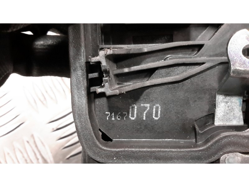 Recambio de cerradura puerta trasera derecha para bmw serie 1 berlina (e81/e87) 2.0 16v diesel referencia OEM IAM 7167070  