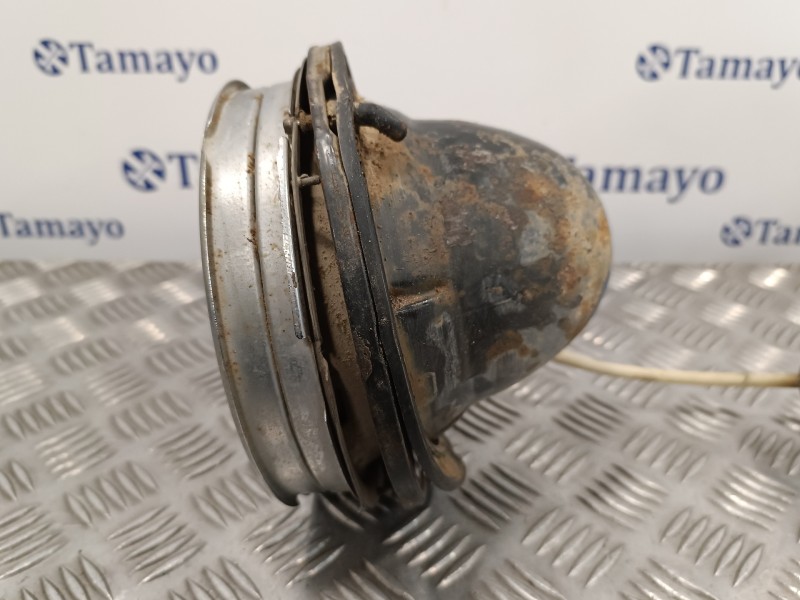 Recambio de faro derecho para lada niva ( 2121 / 21213 / 21214 / 21215 ) 1.6 referencia OEM IAM   