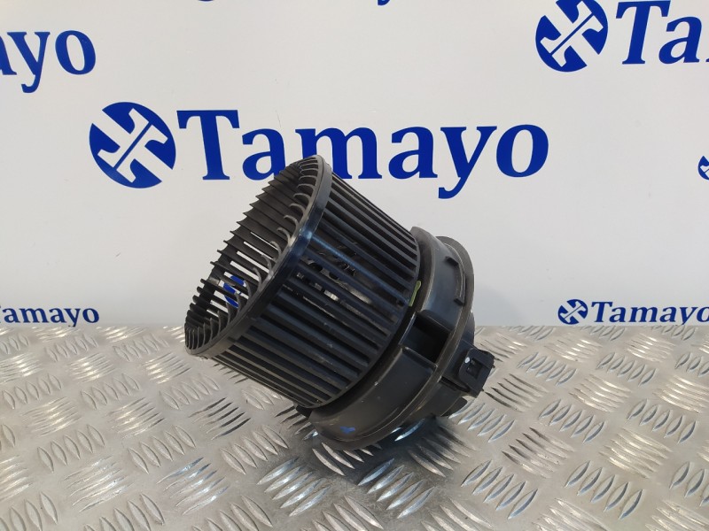 Recambio de motor calefaccion para toyota aygo 1.0 cat referencia OEM IAM T918262  
