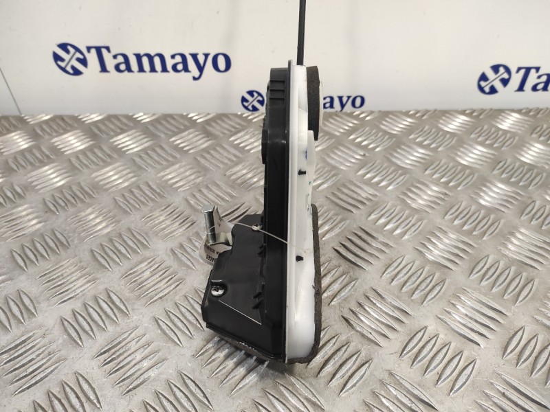 Recambio de cerradura puerta trasera izquierda para toyota aygo referencia OEM IAM   