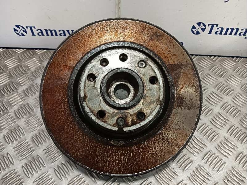 Recambio de mangueta delantera derecha para peugeot 308 sw referencia OEM IAM   