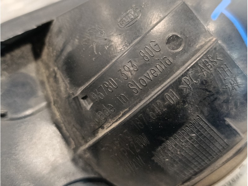 Recambio de piloto delantero izquierdo para peugeot 308 1.6 blue-hdi fap referencia OEM IAM 9678039280D  18764202