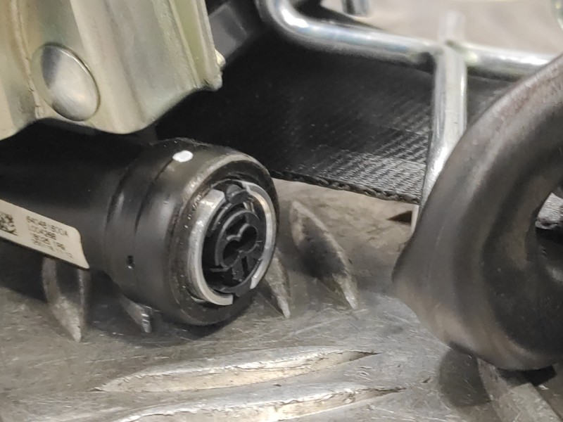 Recambio de cinturon seguridad delantero izquierdo para ford transit connect referencia OEM IAM 635404900B  