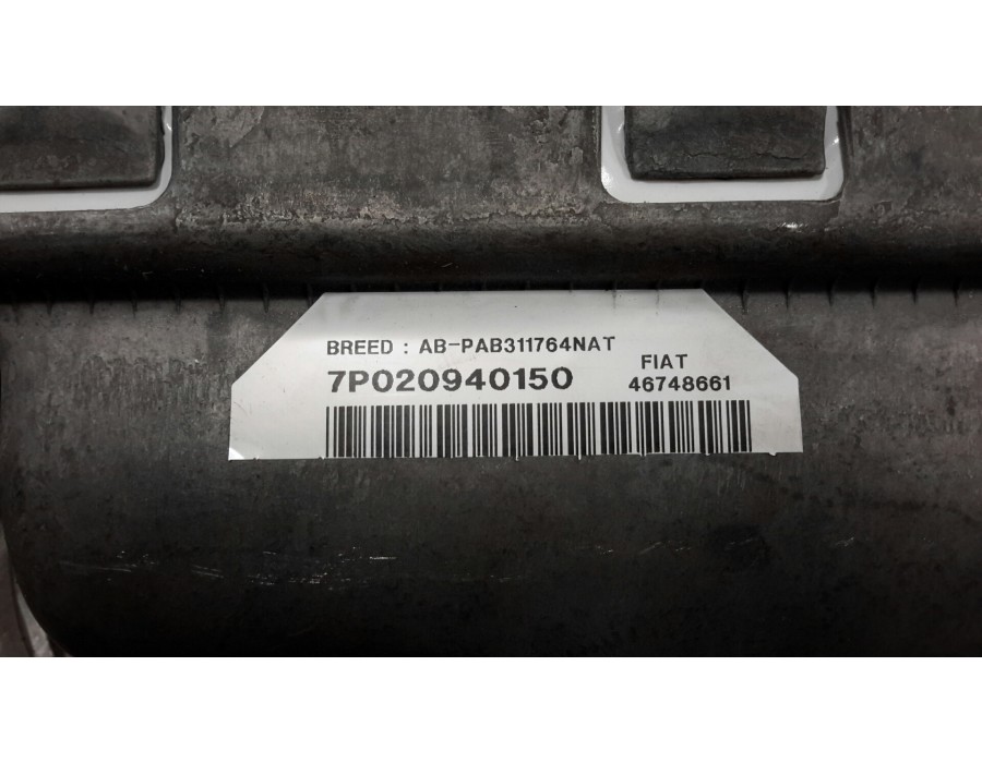 Recambio de airbag delantero derecho para alfa romeo 147 (190) 1.9 jtd cat referencia OEM IAM 46748661  ABPAB311764NAT
