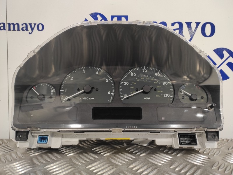 Recambio de cuadro instrumentos para land rover range rover (lp) 4.0 referencia OEM IAM YAC114240  LR0013