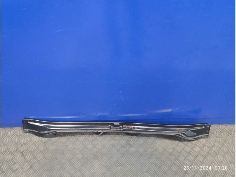 Recambio de torpedo para renault clio v 1.0 tce referencia OEM IAM 668104935R  