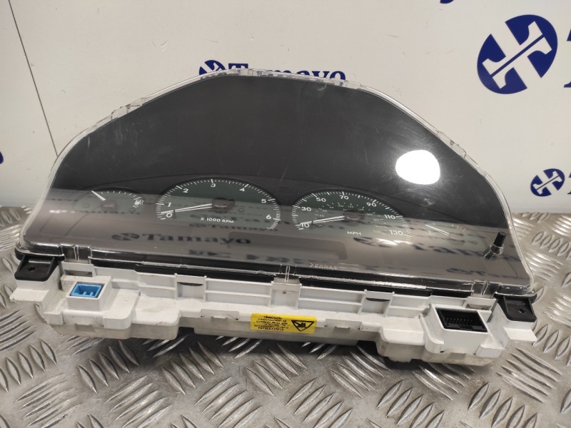 Recambio de cuadro instrumentos para land rover range rover (lp) 4.0 referencia OEM IAM YAC114240  LR0013
