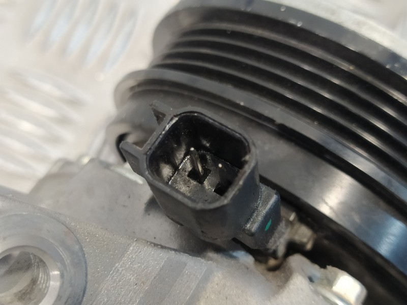 Recambio de compresor aire acondicionado para ford transit connect referencia OEM IAM GV6119D629BC  