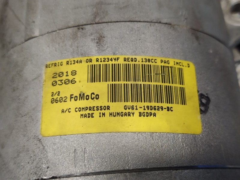 Recambio de compresor aire acondicionado para ford transit connect referencia OEM IAM GV6119D629BC  