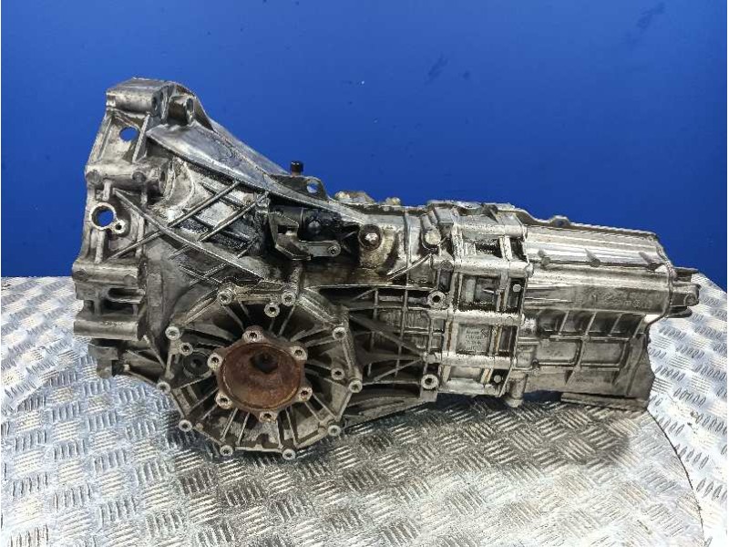 Recambio de caja cambios para audi a4 avant (8e) referencia OEM IAM HCF  