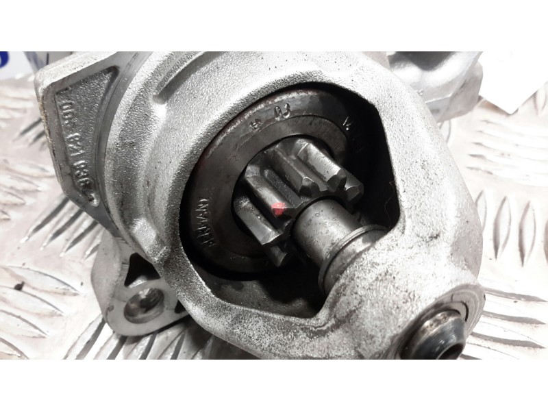 Recambio de motor arranque para volkswagen passat berlina (3b3) 2.3 v5 referencia OEM IAM 0001107070  012911023