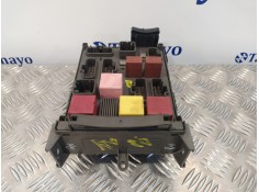 Recambio de caja reles / fusibles para renault espace iv (jk0) 2.2 dci turbodiesel referencia OEM IAM 8200447438A  518837117
