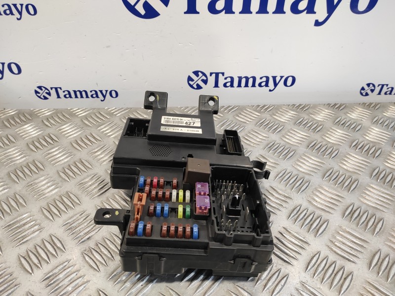 Recambio de caja reles / fusibles para kia carnival 2.9 crdi cat referencia OEM IAM 919544D2700H  97RA010046