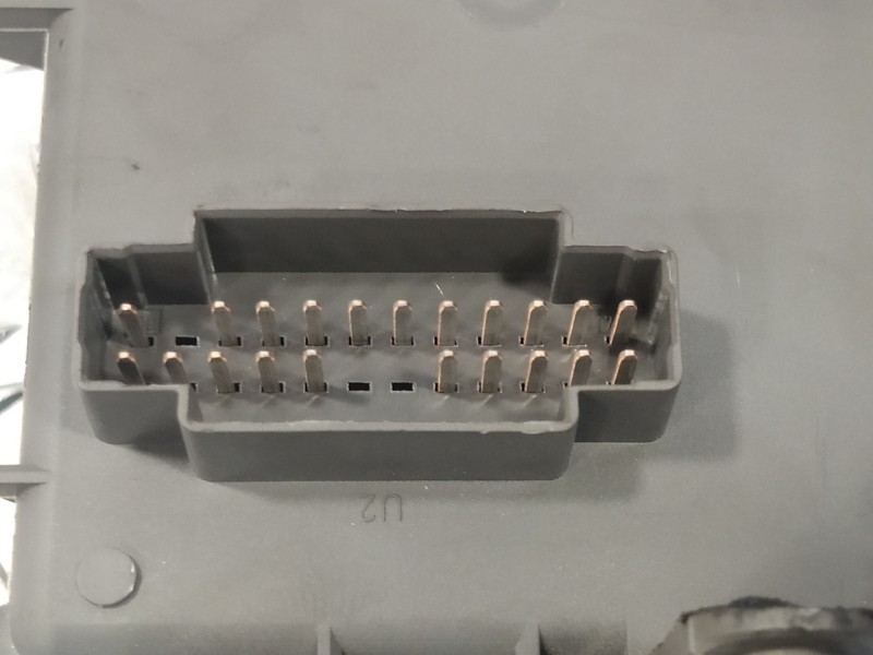 Recambio de caja reles / fusibles para renault espace iv (jk0) 2.2 dci turbodiesel referencia OEM IAM 8200447438A  518837117