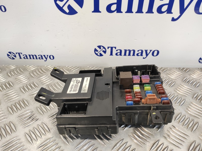 Recambio de caja reles / fusibles para kia carnival 2.9 crdi cat referencia OEM IAM 919544D2700H  97RA010046