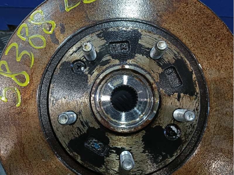 Recambio de mangueta delantera izquierda para kia carens ( ) referencia OEM IAM   