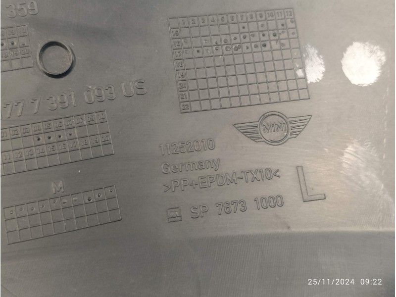 Recambio de aletin trasero izquierdo para mini countryman (f60) referencia OEM IAM 51777389359  51777391093