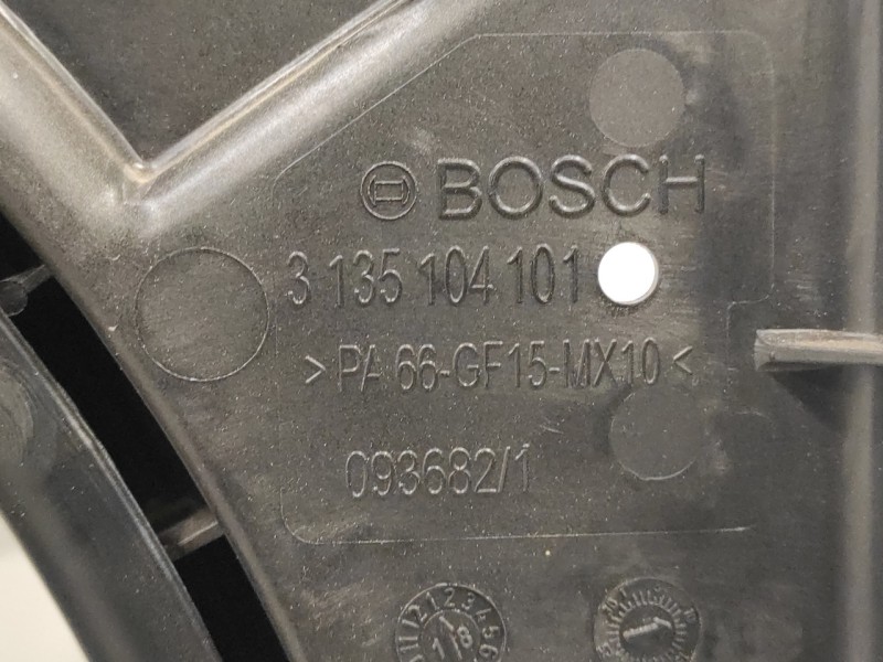 Recambio de electroventilador para ford transit connect referencia OEM IAM 3135104101 CV618C607DF 0130308534