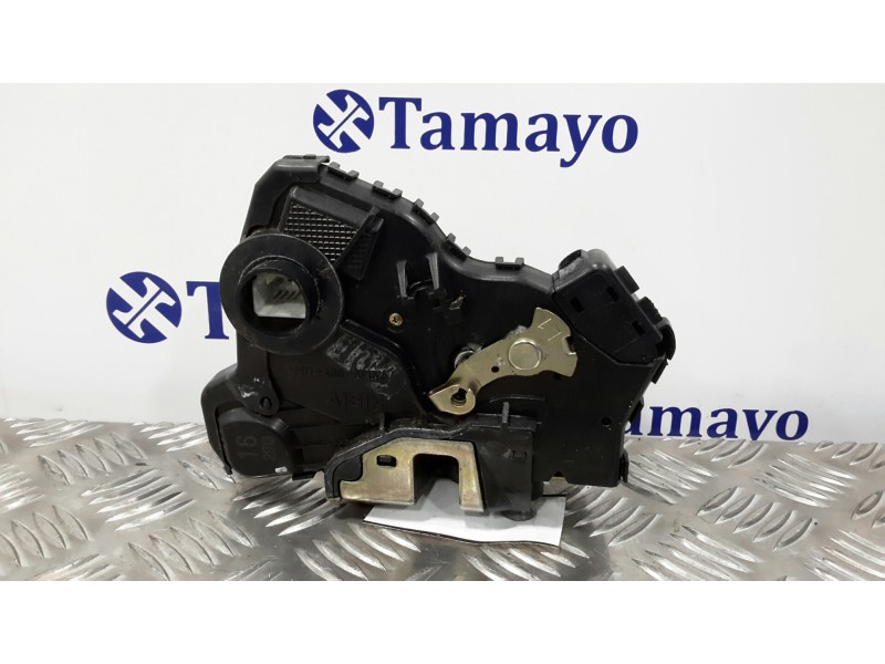 Recambio de cerradura puerta delantera izquierda para toyota corolla verso (e12) referencia OEM IAM   