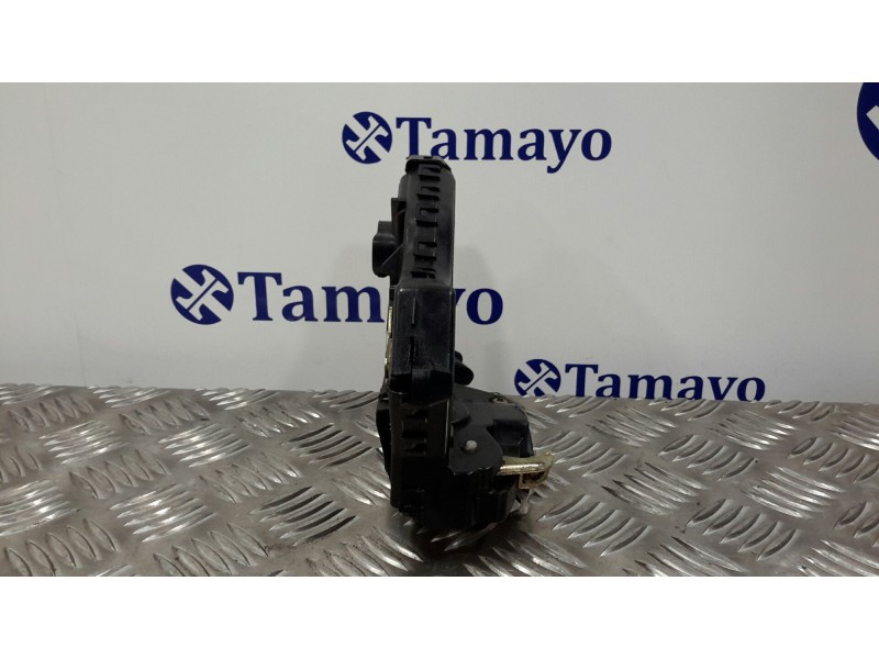 Recambio de cerradura puerta delantera izquierda para toyota corolla verso (e12) referencia OEM IAM   