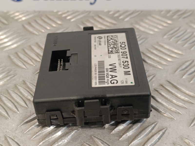 Recambio de modulo electronico para seat leon sc (5f5) 2.0 tdi referencia OEM IAM 5Q0907530M 535091R80 5Q0907530F