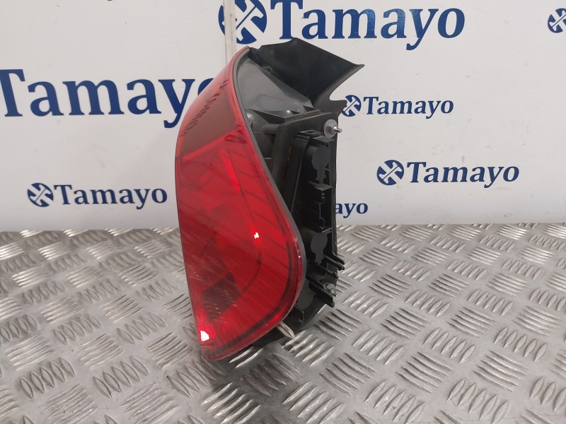 Recambio de piloto trasero derecho para bmw x1 (e84) referencia OEM IAM 63212990110  