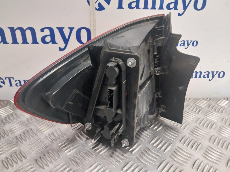 Recambio de piloto trasero derecho para bmw x1 (e84) referencia OEM IAM 63212990110  