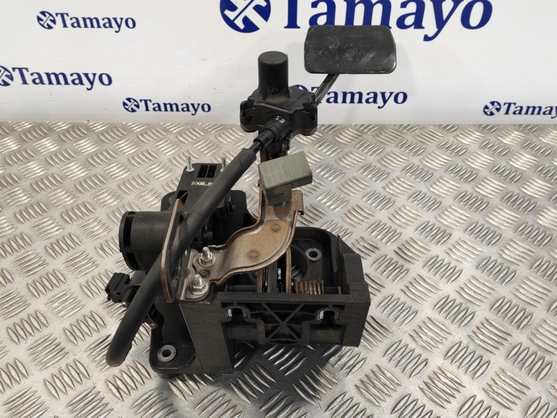 Recambio de pedal freno para kia carnival 2.9 crdi cat referencia OEM IAM 328324D600  