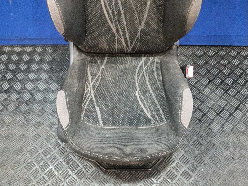 Recambio de asiento delantero derecho para peugeot 208 1.2 12v e-vti referencia OEM IAM   
