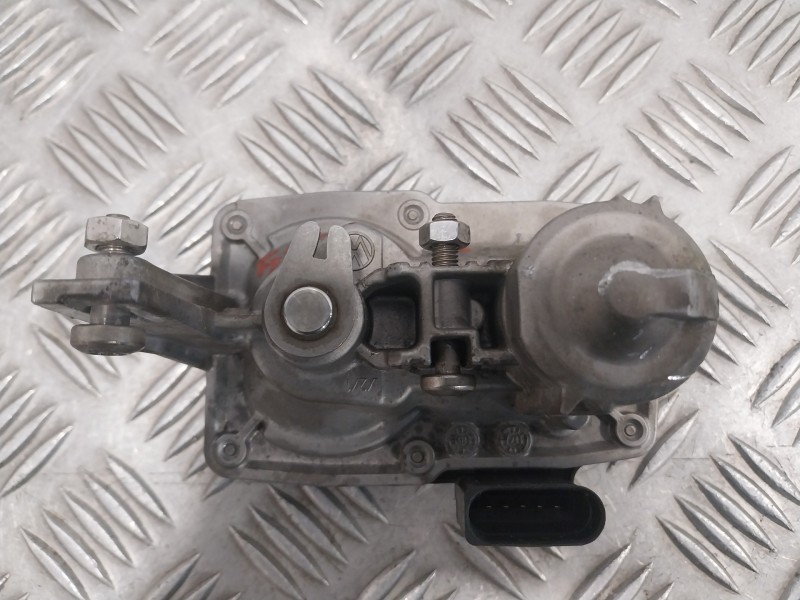 Recambio de valvula egr para skoda octavia lim. (5e3) referencia OEM IAM 52812801  