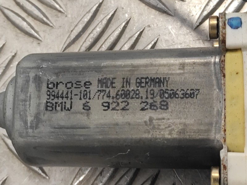 Recambio de elevalunas delantero derecho para bmw serie 5 berlina (e60) referencia OEM IAM 7034352 994441101 6922268