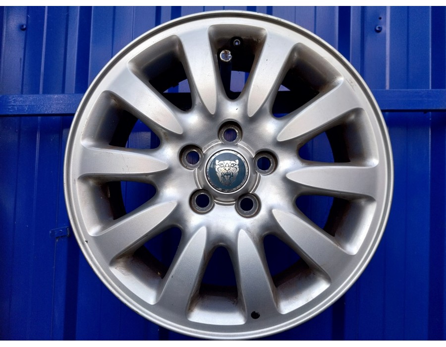 Recambio de llanta para jaguar x-type referencia OEM IAM 1X43-1007-BA  