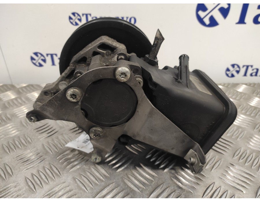 Recambio de bomba direccion para bmw serie 5 berlina (e60) 3.0 turbodiesel cat referencia OEM IAM 7693974  7693974101