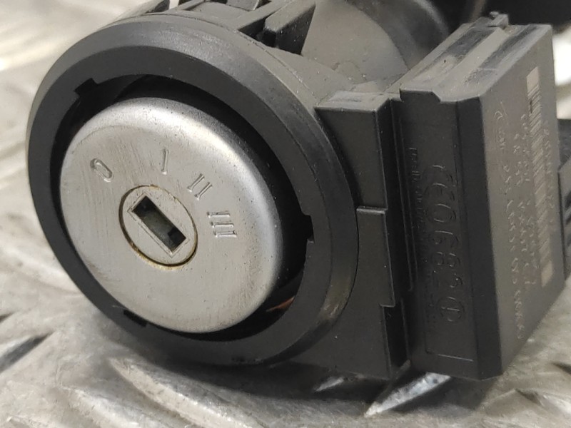 Recambio de conmutador de arranque para ford transit connect referencia OEM IAM BV6N3F642  