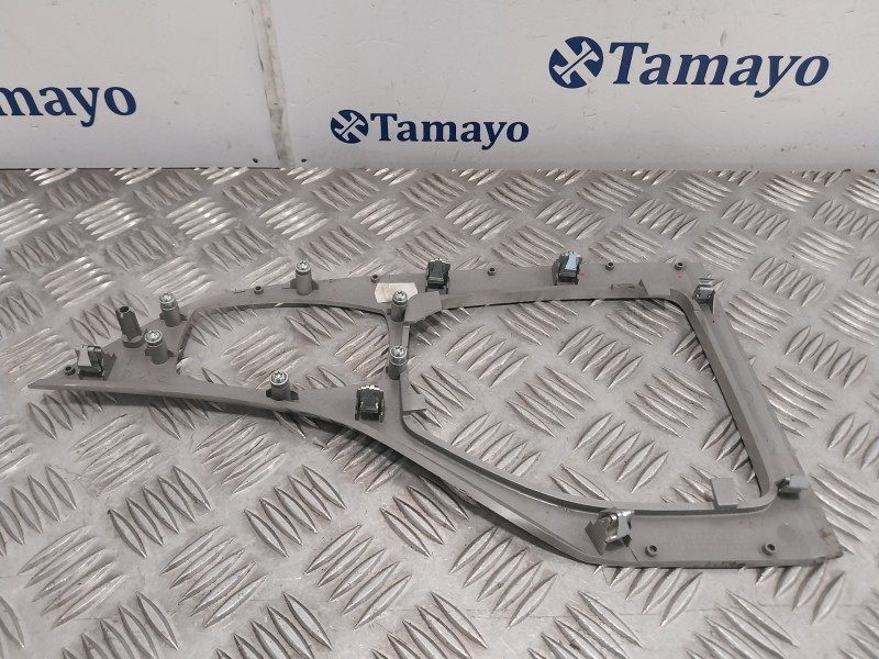 Recambio de moldura para bmw x1 (e84) referencia OEM IAM 9252846LL  52850610