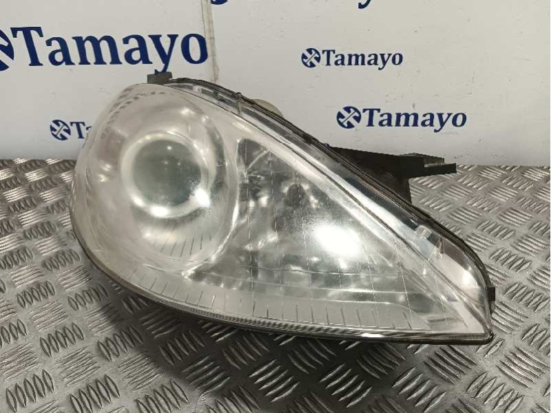 Recambio de faro derecho para mercedes-benz clase a (w169) referencia OEM IAM A1698200661  0301197212