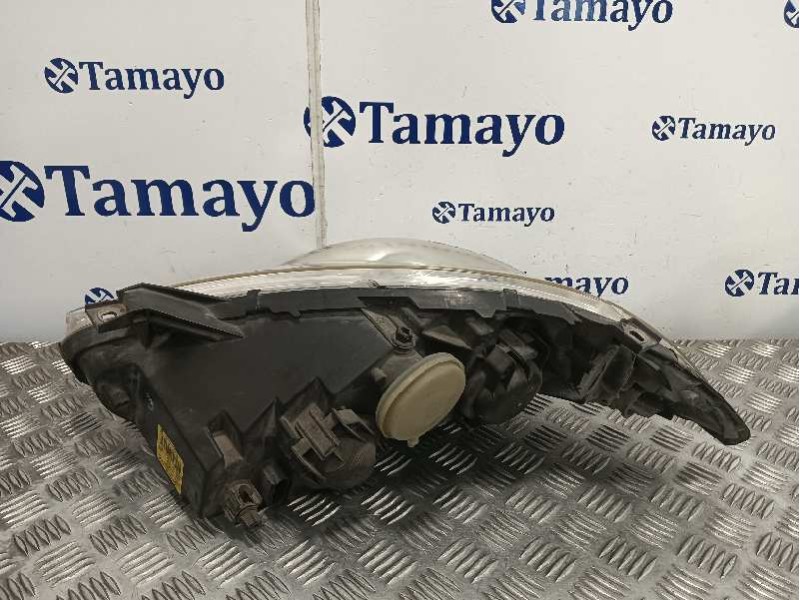 Recambio de faro derecho para mercedes-benz clase a (w169) referencia OEM IAM A1698200661  0301197212
